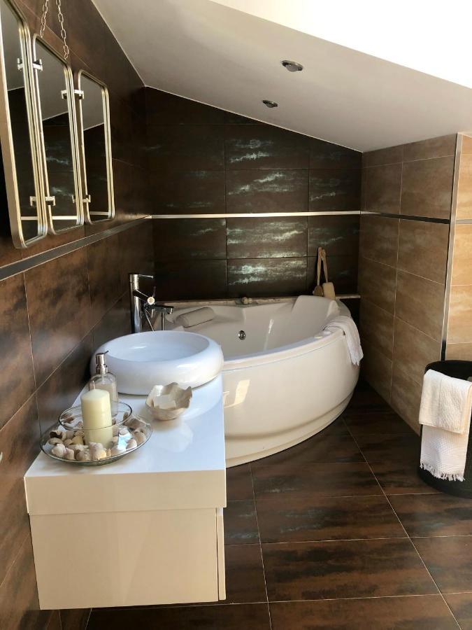 Bournacell 16 Apartment กัมบาโดส ภายนอก รูปภาพ
